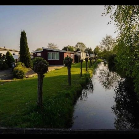 Cozy Chalet In Opmeer Near Amsterdam And Beach Zewnętrze zdjęcie