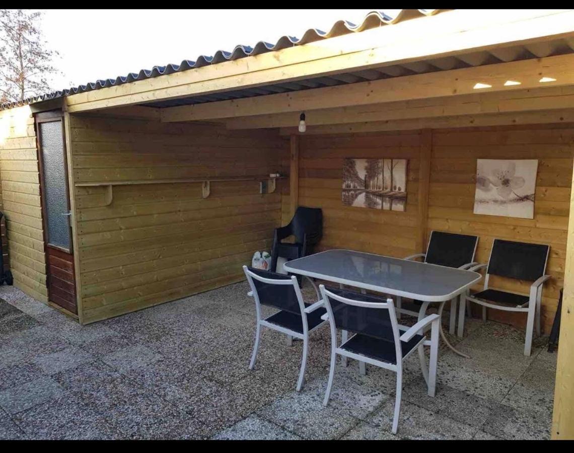 Cozy Chalet In Opmeer Near Amsterdam And Beach Zewnętrze zdjęcie
