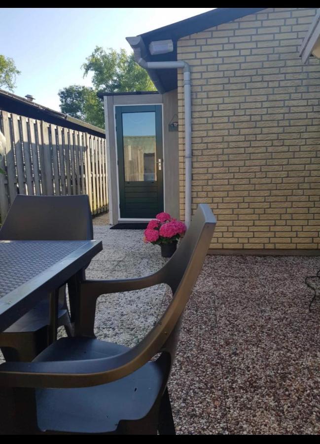 Cozy Chalet In Opmeer Near Amsterdam And Beach Zewnętrze zdjęcie